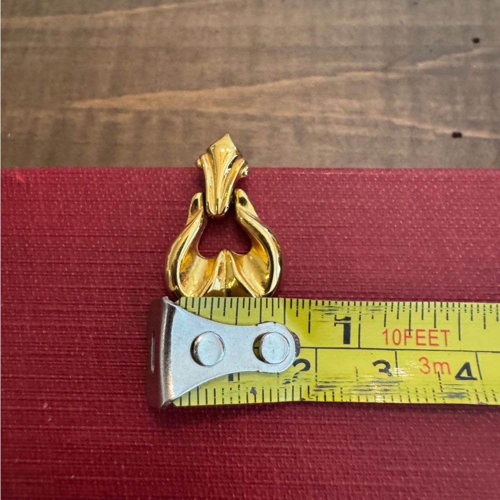 Vintage 1990s Gold Tone Drop Earrings, Door Knocker Earrings, Old Money Earrings - Picture 10 of 10